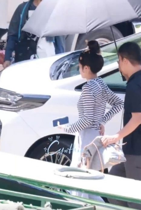 白鹿拍动作戏落病根　腰伤困扰举步维艰