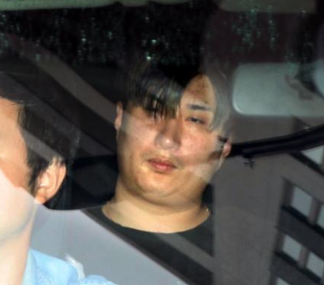 看世界  内衣裤藏8公斤金沙  日警拘涉走私者4人