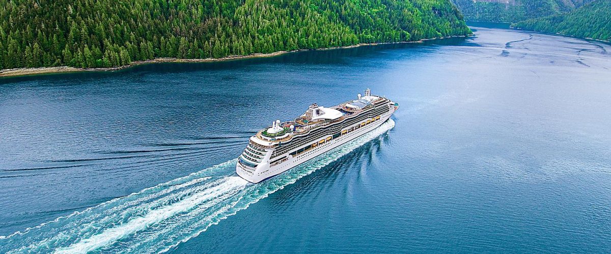 看世界  邮轮爆发诺如疫情　近百人染病