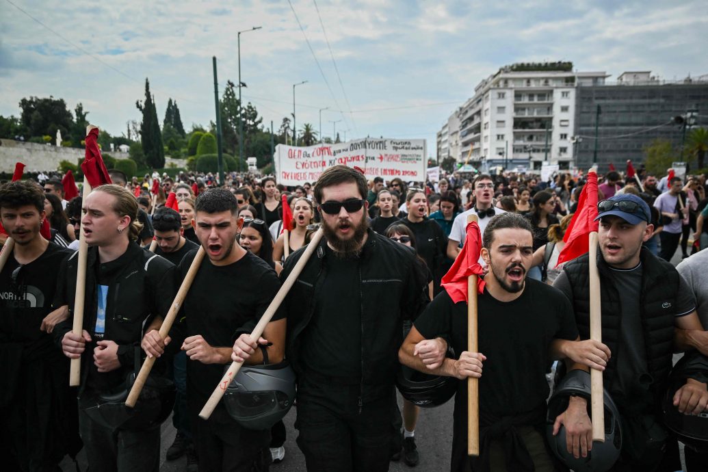 看世界)希腊准每天工作13小时 被嘲“重返中世纪”