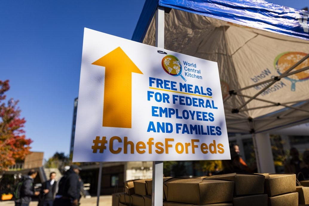 看世界)美国20多个州就政府暂停粮食援助计划发起诉讼