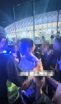 **看世界（只供网）**买Blackpink门票到场才知进不去 印尼男诈30同乡遭围剿