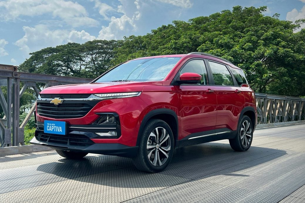 研究揭“最易中雀屎”汽车品牌　特斯拉日产上榜　这些颜色最危险