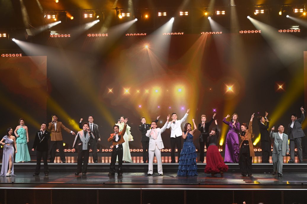 经典名曲｜逆袭洪健丰封双料冠军 谢晓莹呼不敢相信