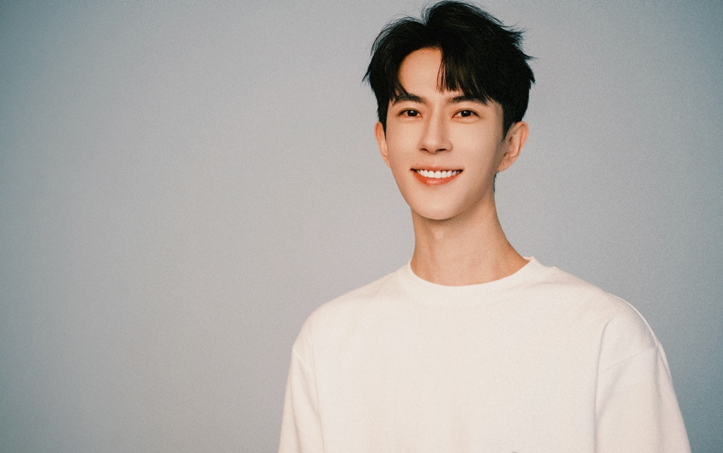 网传发文呛明星哀悼于朦胧虚伪 陈晓东亲上线打假