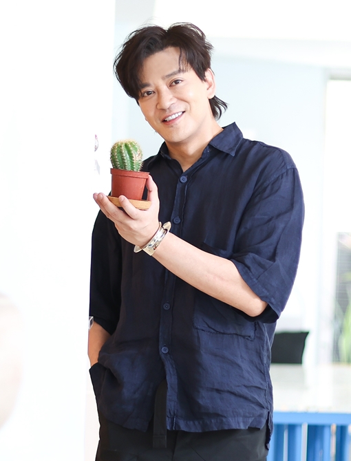 网传发文呛明星哀悼于朦胧虚伪 陈晓东亲上线打假