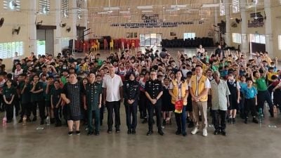 网络游戏藏骗局   警促学生“别相信任何人”