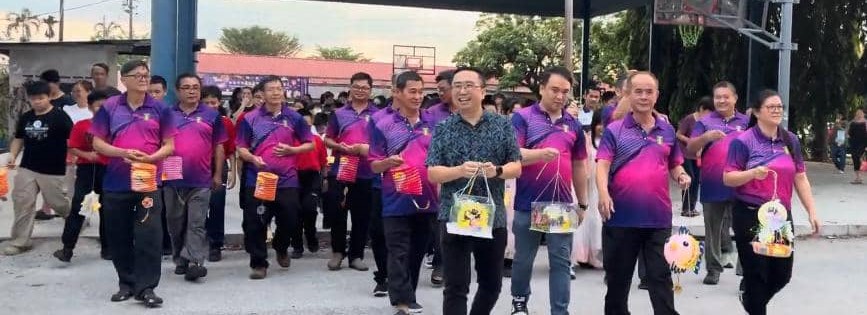 美罗瓜拉美金华小联办中秋环保灯笼制作比赛