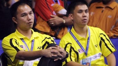 羽总任命郑锦威男双助教| 后来居上力压李万华 查克里  郑锦威中国任教经验成主因