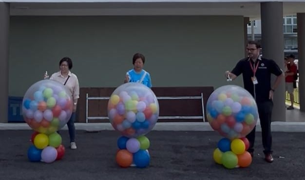 翠林城国际学校慈善义卖会 超过千人响应 现场人山人海