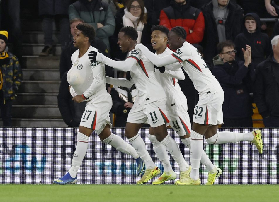 英联赛杯| 英联赛杯8强签表引争议  球迷：强队全避开彼此