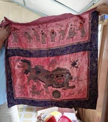 草稿筑迹/传承的意义:住在高脚屋里的两代华人与峇峇娘惹