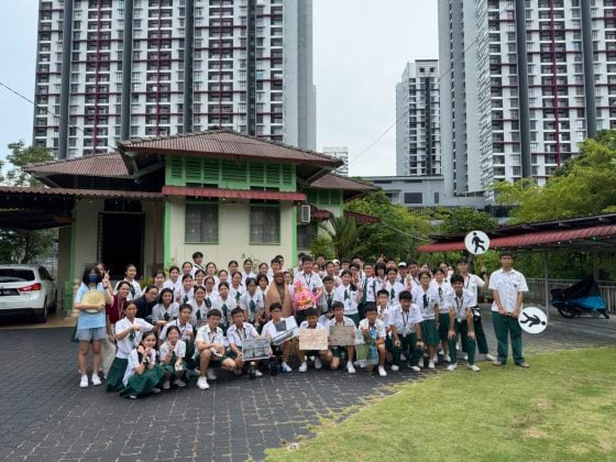 草稿筑迹／马来老师的家：东街纳高脚屋的故事