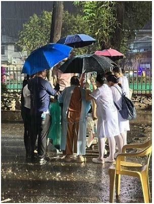 菲6.9级强震医院急疏散 医生暴雨中路边接生