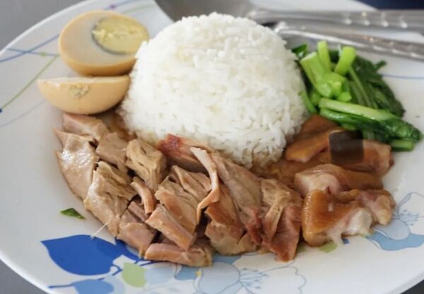 葬礼发送猪脚饭! 逾50村民吃完“严重腹泻呕吐”差点团灭