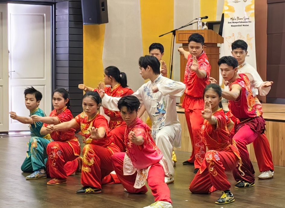 西华尼申:霹是团结典范 若有人破坏和谐可报警处理