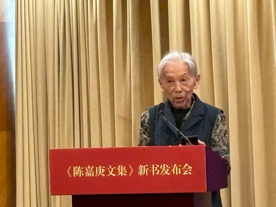 视频 | 暖势力∕陈毅明以笔为剑 以毅为盾 侠义学者的精神考古