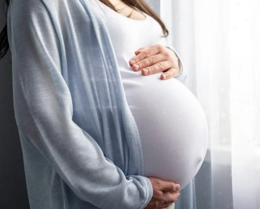 视频|因一盘鸡吃丈夫2巴掌! 女子独自产子后毅然离婚