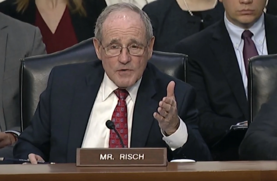 议员拟提案 藉经济制裁吓阻中国人工侵台