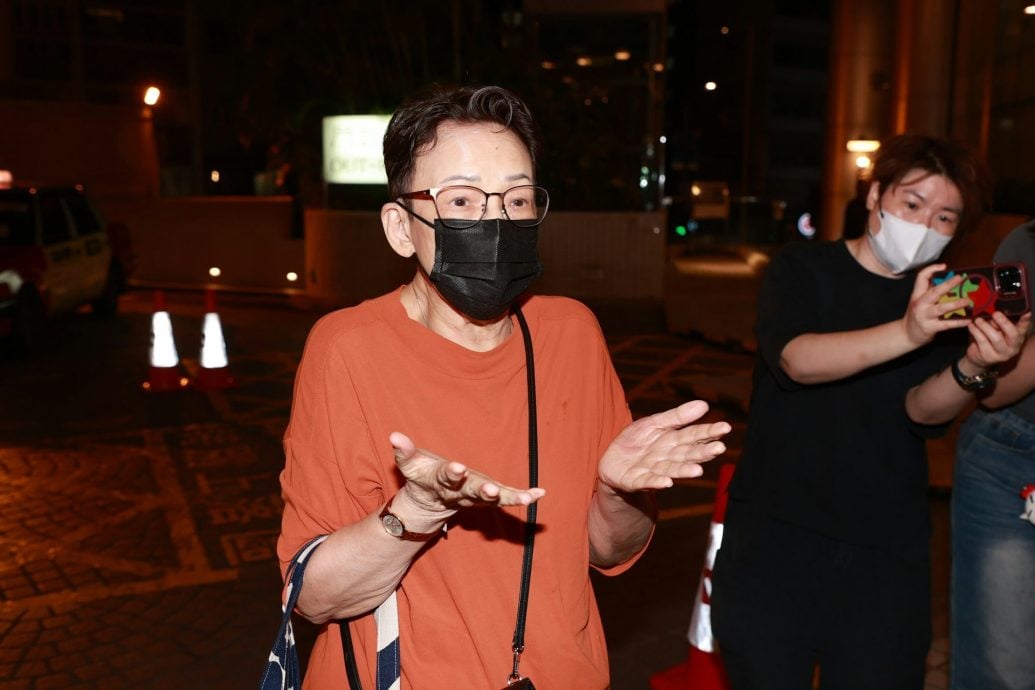 许绍雄病危｜吴卓羲摇头示意未苏醒　双手合十盼吉人天相