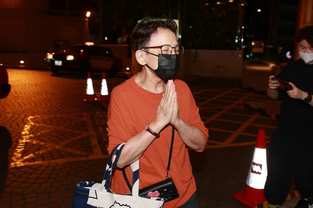 许绍雄病危｜吴卓羲摇头示意未苏醒　双手合十盼吉人天相