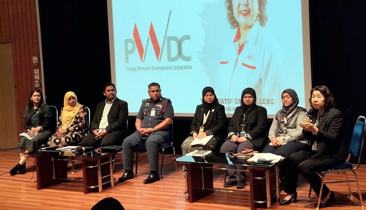 槟城幼儿单位业者与当局对话 120人出席 踊跃提问