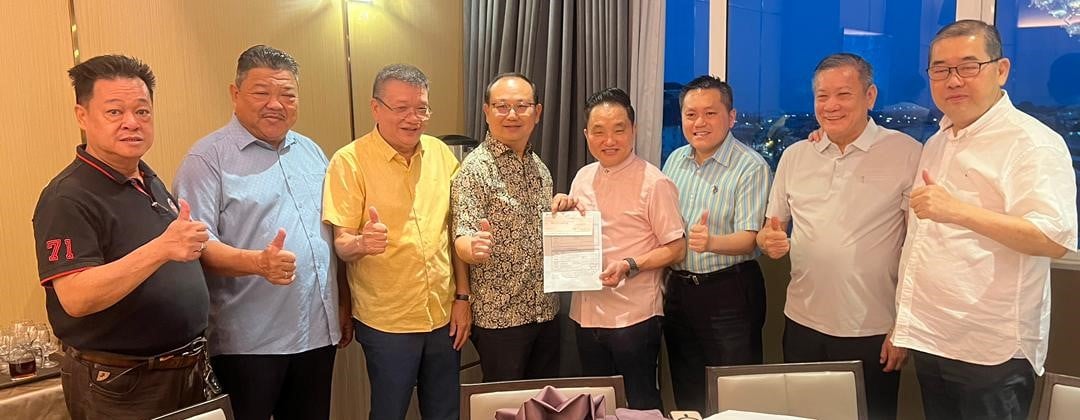 请签发-大都会/利民迁校获黄瑞林牵线企业捐2万/1图