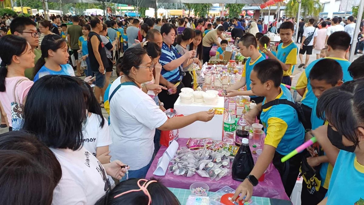 请签发（大北马封底）大年华团联合会主办“2025年中秋文化华社扬文化团舞庆秋”