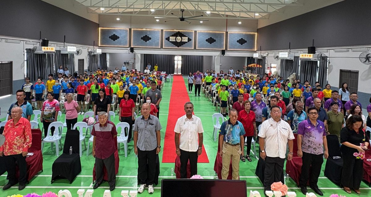 请签发(大北马)新江小学焕然一新 电梯、LED屏幕与礼堂提升设施全面启用