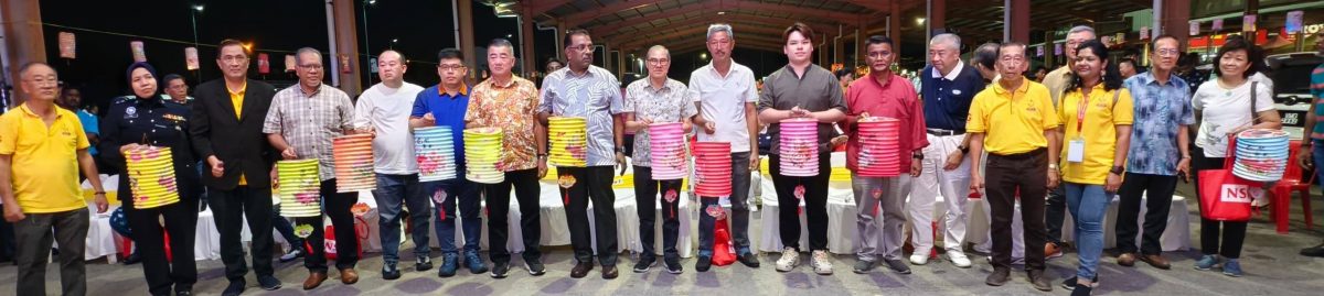 请签发;建议做后面版头,也可押-大都会/千人响应圣淘沙中秋园游会/9图