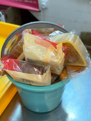 请设7/10周二 8am上网／卖不完月饼怎么办？饼家做一次吃一年？老板跟你说实话！