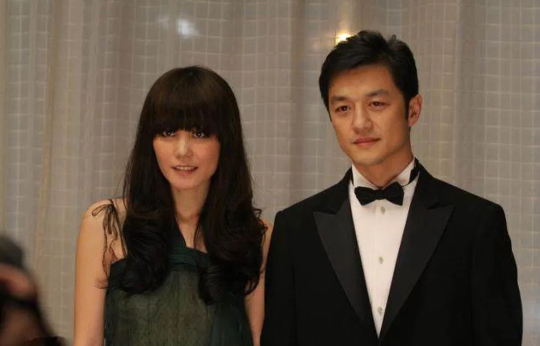 负债17亿孩子跟妈 李亚鹏宣布二度离婚