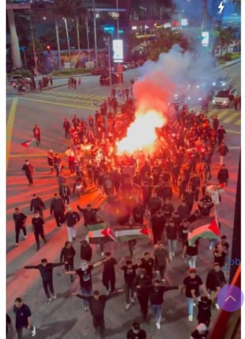 赛夫丁:美大使馆前集会乃人民权利 但不能越界