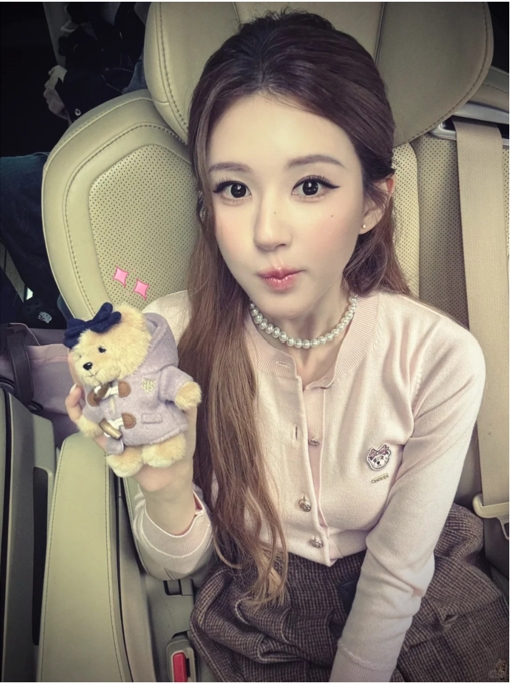 赵露思《许我耀眼》暴红17部戏找上门！认“脑波异常”难复出