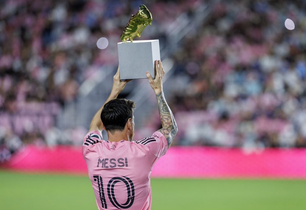 迈阿密国际季后赛旗开得胜 梅西续约后首战双响炮