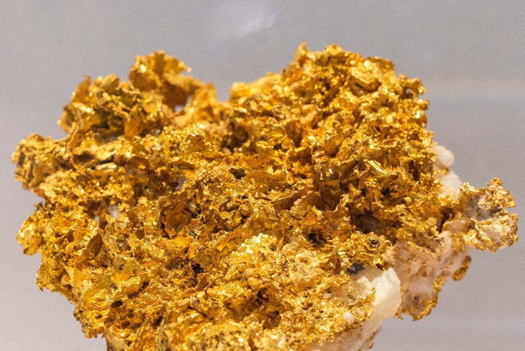 逢国际金价攀升 甘肃发现大型金矿 资源量超40吨