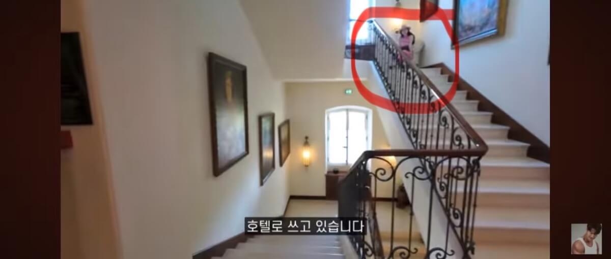 金钟国蜜月旅行意外曝光妻子身影 视频火速设为私人