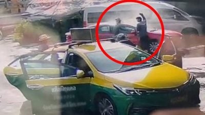 长期被霸凌恶搞喝尿 16岁少年持刀怒捅同事