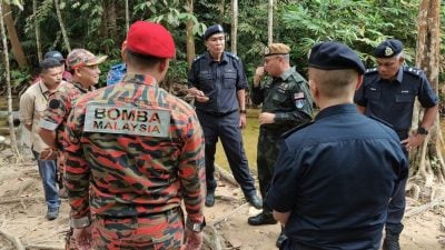 霹总警长：部署1400警力 全面戒备应对季候风