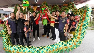 霹祥胜龙狮艺新会所开幕   嘉宾理事齐聚场面热闹
