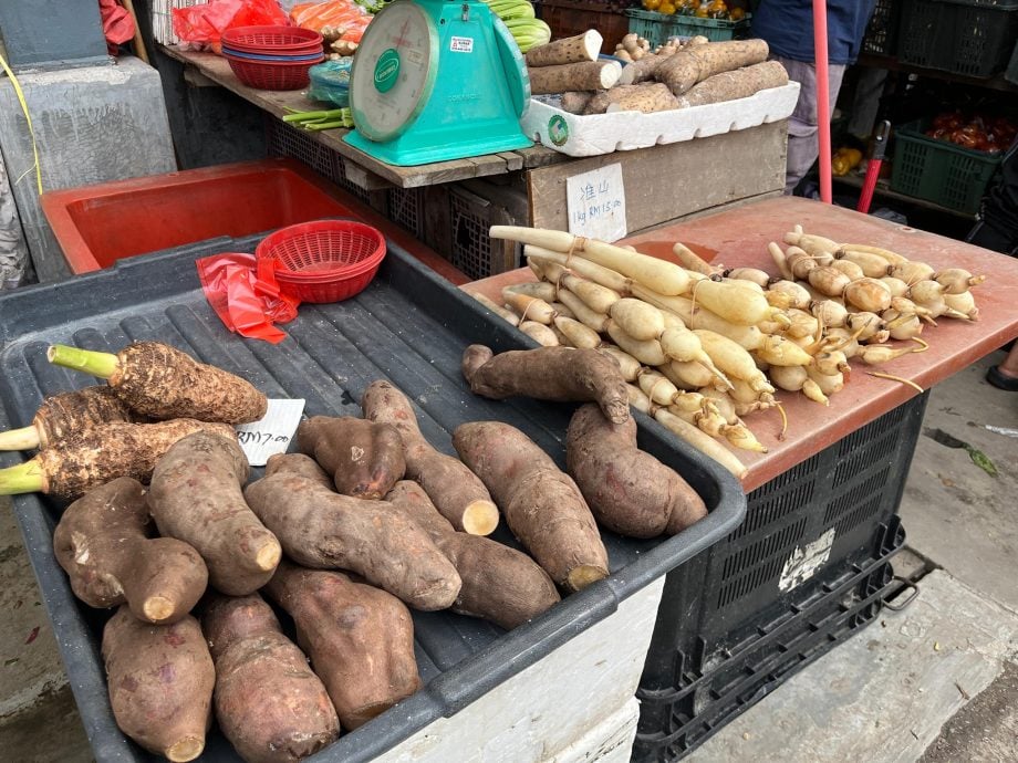 霹:第二版头∕天气利好百“菜”齐放 叶瓜豆地下茎蔬菜便宜