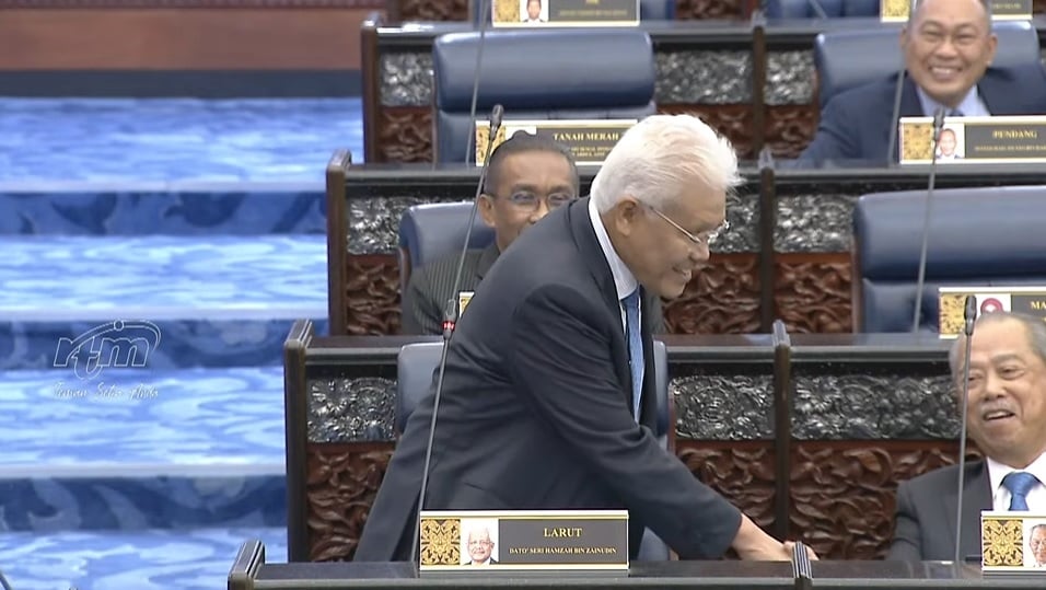 韩沙慕尤丁握手破不和传言