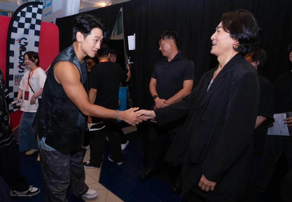 韩流天王Rain秒变迷弟 见郑伊健兴奋喊:从小看你的戏