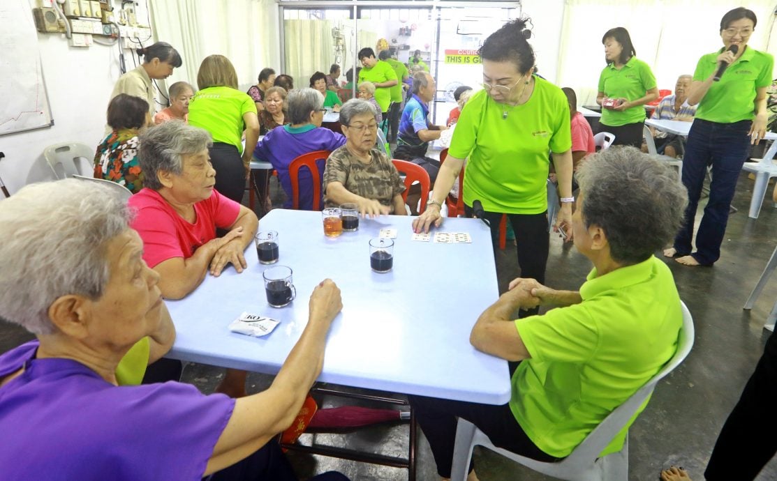 预编23/10见报:乐活频道/黄金岁月乐龄活动/14图