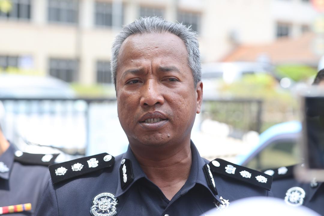 马大宿舍坠楼案| 警：男子头部重创毙命