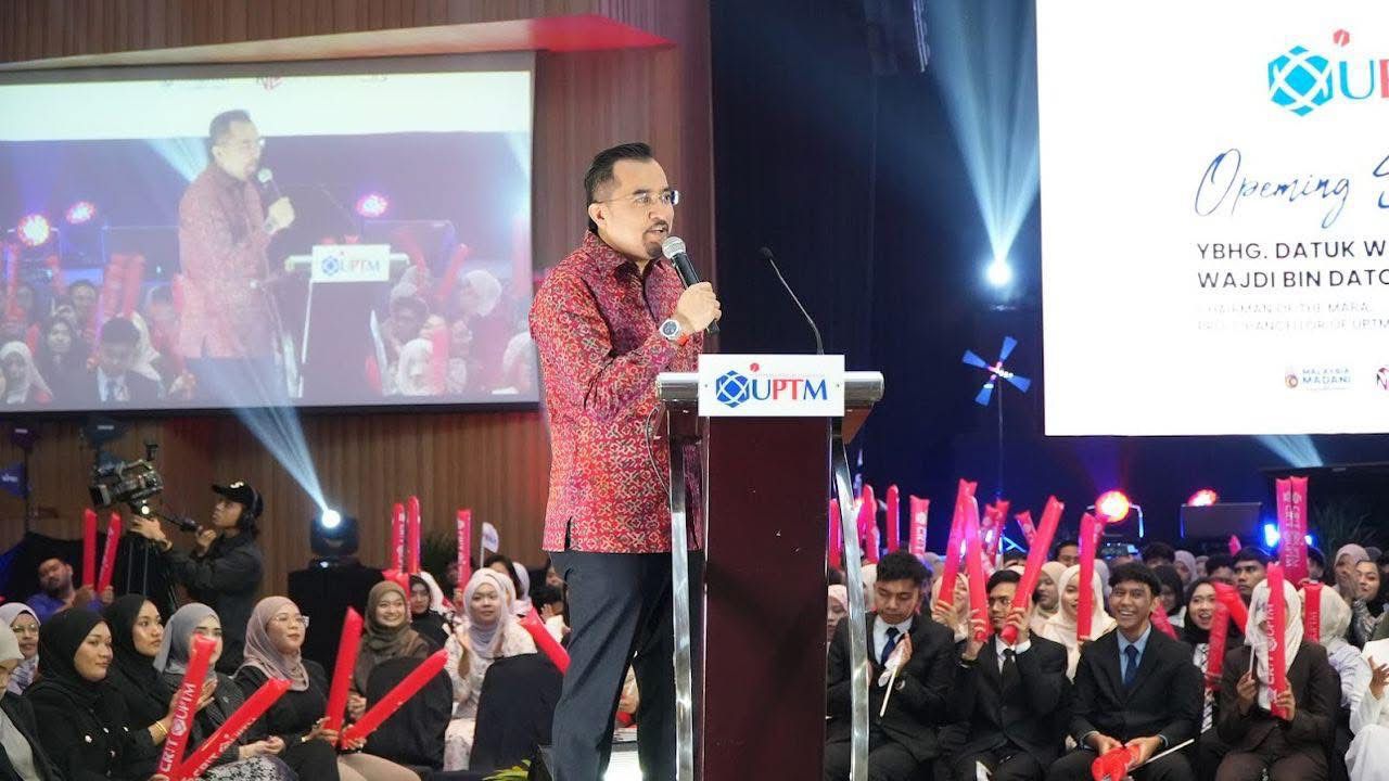 马来西亚理工大学 2025学术与产业合作3.0:庆祝本校学生的卓越成就和未来企业发展