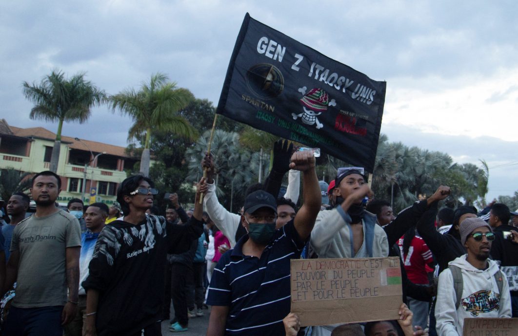 马达加斯加军方单位宣称夺权 总统:正发生权力篡夺