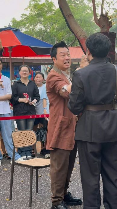 黎耀祥沦中国主题乐园卖艺？ 身形发福被网笑“肥醒”