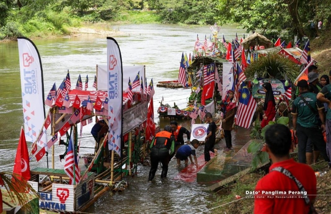 （12/10见报）星角摄/2025吉兰丹竹筏节