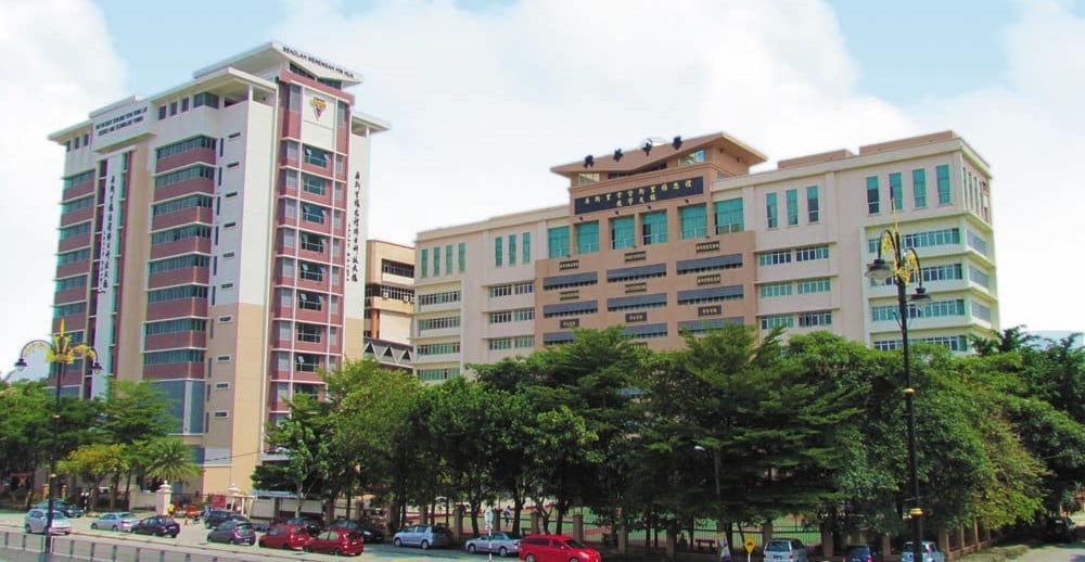 （19/10见报）对开//大都会-都会全视角：跟进独中学费涨价